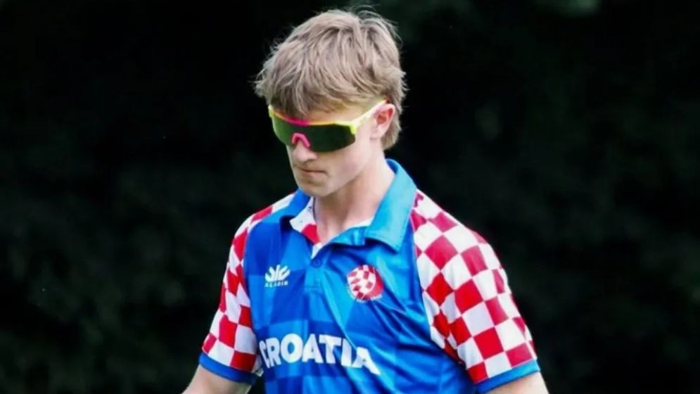 ১৭ বছরেই আন্তর্জাতিক অধিনায়ক হয়ে বিশ্ব রেকর্ড