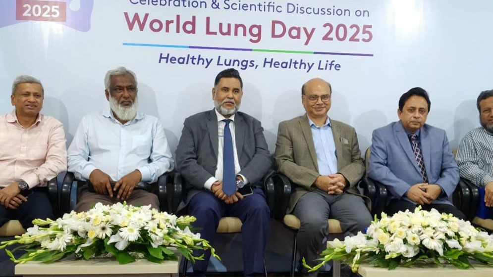 দেশের এক তৃতীয়াংশ মানুষ ফুসফুসের রোগে ভুগছেন