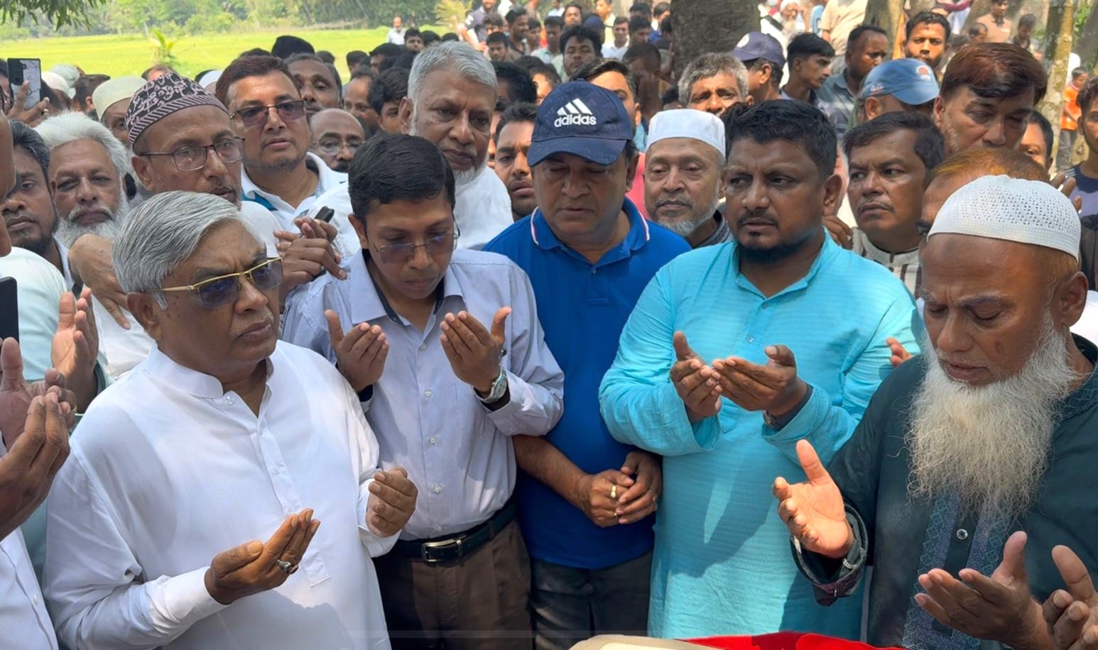 জিয়াউর রহমান লক্ষ লক্ষ মানুষকে উদ্বদ্ধ করে বিনাশ্রমে খাল খনন করেছেন: বুলু